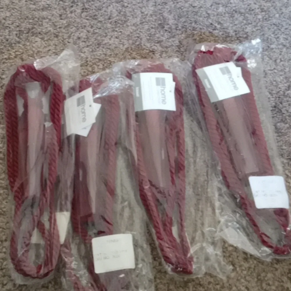 4 New JC Penney Home 732-1416-0026 Burgundy Drapery Curtain Tieback Tassel